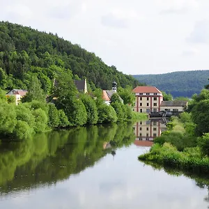 Hotel Schlossresidenz Heitzenhofen, Duggendorf