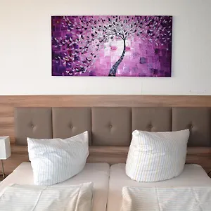 ** Hotel Gaestehaus Pauline Germania